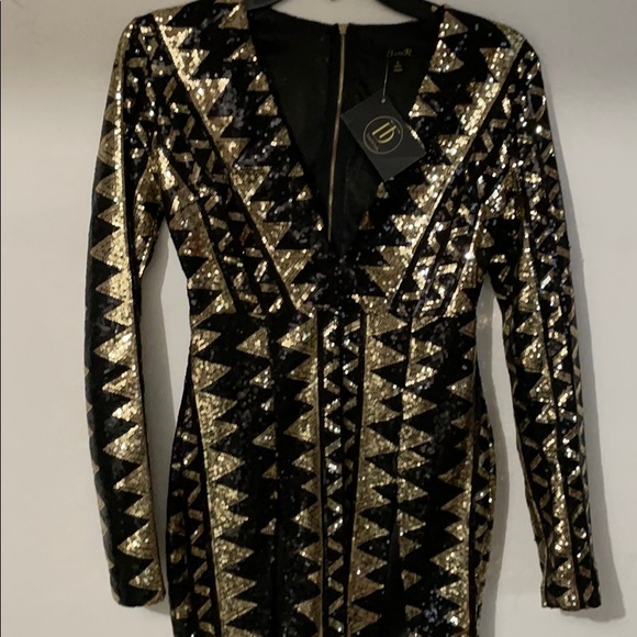 Dress - Picture 2 of 4